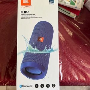 JBL Flip 4